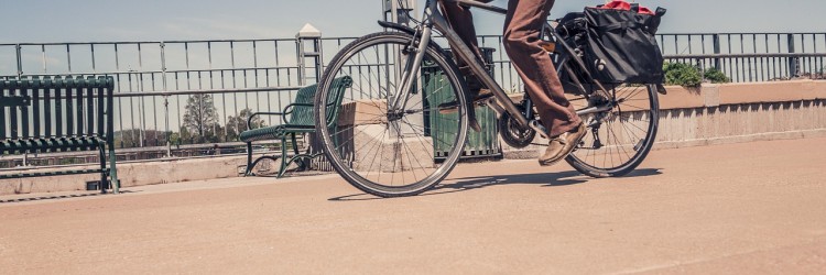 Prendre le vélo pour faire ses commissions