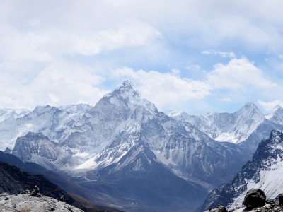 Avoir du plaisir sur la montagne